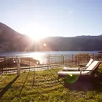 5 Luxury Apartments-by Italian Stylish, Executive, Contemporary, Ribolla Azzuro, Penthouse * Laglio