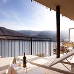 5 Luxury Apartments-by Italian Stylish, Executive, Contemporary, Ribolla Azzuro, Penthouse アパート *
