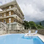 5 Luxury Apartments-by Italian Stylish, Executive, Contemporary, Ribolla Azzuro, Penthouse ラーリオ