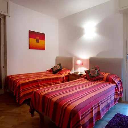 5 Luxury Apartments-by Italian Stylish, Executive, Contemporary, Ribolla Azzuro, Penthouse * Laglio