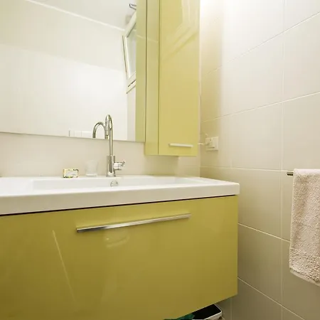 Appartement 5 Luxury Apartments-by Italian Stylish, Executive, Contemporary, Ribolla Azzuro, Penthouse Laglio