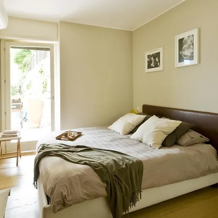 5 Luxury Apartments-by Italian Stylish, Executive, Contemporary, Ribolla Azzuro, Penthouse Appartamento *
