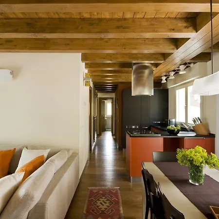 アパート 5 Luxury Apartments-by Italian Stylish, Executive, Contemporary, Ribolla Azzuro, Penthouse