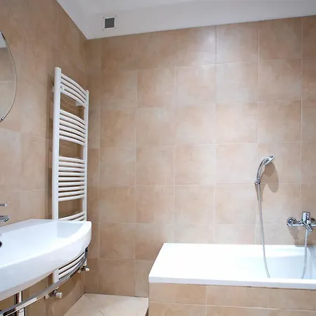 5 Luxury Apartments-by Italian Stylish, Executive, Contemporary, Ribolla Azzuro, Penthouse * Laglio