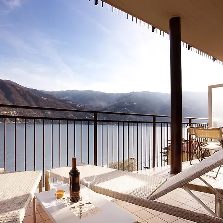 5 Luxury Apartments-by Italian Stylish, Executive, Contemporary, Ribolla Azzuro, Penthouse דירה *