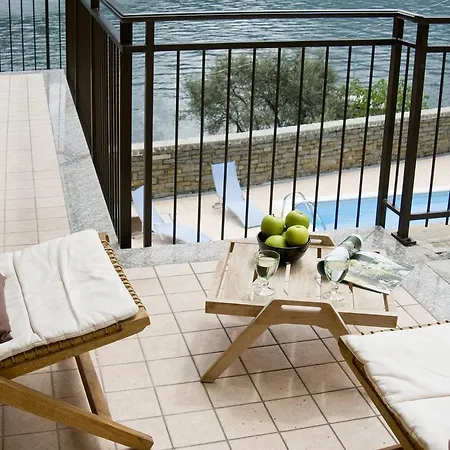 5 Luxury Apartments-by Italian Stylish, Executive, Contemporary, Ribolla Azzuro, Penthouse *